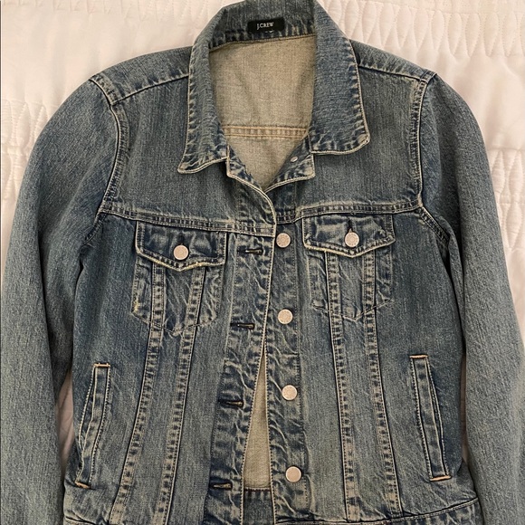 🍒J CREW NWOT Jean Jacket 🍒 - Picture 2 of 5